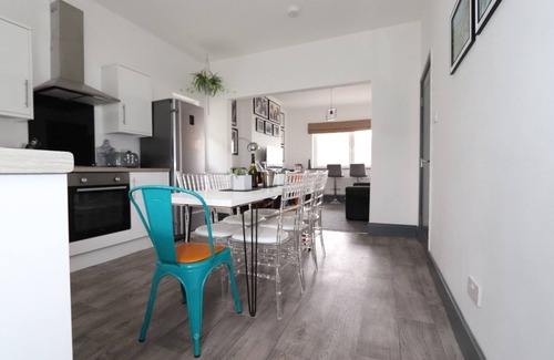 Cleethorpes Apartamento | Executive Sea View apartment 3 Bedroom 'Lodge with the Legends' Sleeps up to 8