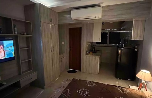 New Delhi Apartamento | Executive Studio Apt in DLF Midtown West Delhi