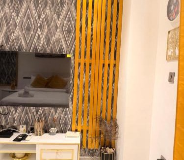 Wasa Amenfi West Apartamento | Executive studio at the Signature Apartment
