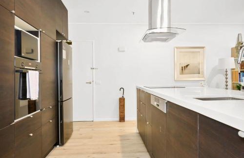 Chinatown Apartamento | Exhibition City Retreat Spacious 3 Bedroom Stay