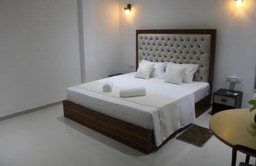 Dadugama Casa | Exin River Breeze Transit Hotel - Katunayake