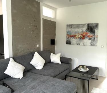 Limburg an der Lahn Apartamento | Exklusive Altbauwohnung mit Whirlpool und Küche