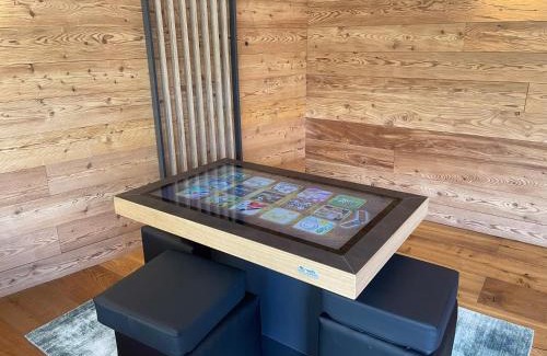 Hinterzarten Apartamento | Exklusive King Suite mit Game Table in Hinterzarten