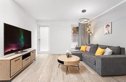 Altstadt-Sued Apartamento | Exklusive Suite - Central - inclusive Sauna - Free Parking - Perfect for 7 Guests - Smart Home