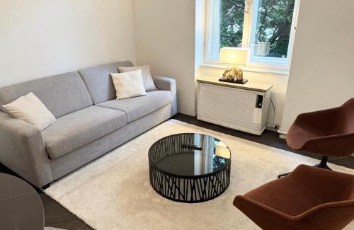 Altbogenhausen Apartamento | Exklusive Wohnung im Herzen Münchens