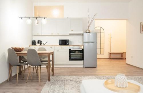 Loebau Apartamento | Exklusives City-Apartment am Altmarkt