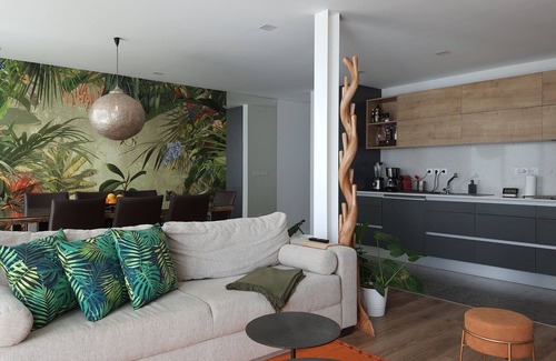 Linda-a-Velha Apartamento | Exotic Fusion Double Suite With Garden