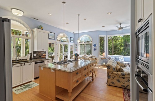 Vanderhorst Plantation Casa | SPACIOUS 6 bedroom Home behind 2nd Gate on Kiawah Island! NEW PRIVATE POOL!