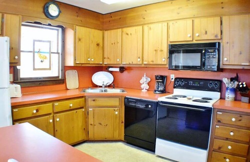 South Nags Head Casa | Expansive ocean views in this home located just steps from the ocean.