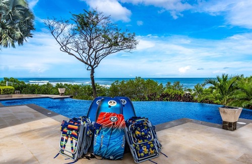 Playa Langosta Villa | Experience Luxury at Guanacaste Province 1001