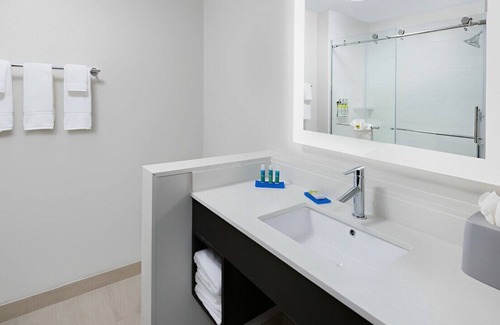 Missouri City Casa | Experience a Luxurious & Comfortable Staycation!