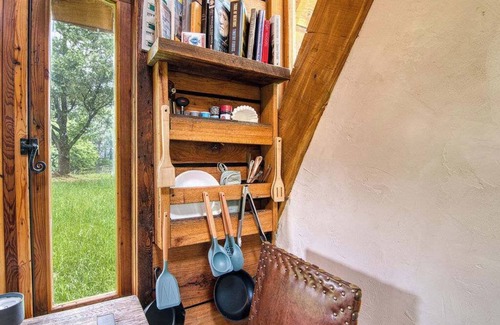 Nixa Apartamento | Experience a Regenerative Farm in a New Tiny Home