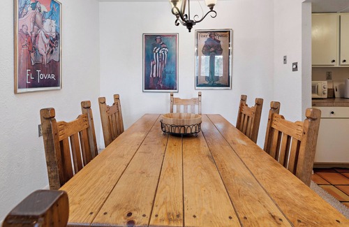 Northeast Santa Fe Hotel | Experience Authentic Santa Fe Living - Walk to Historic Downtown, Kiva Fireplace