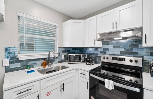 Bahama Beach Condominio | Experience Bahama Beach living, just steps away from Panama City Beaches