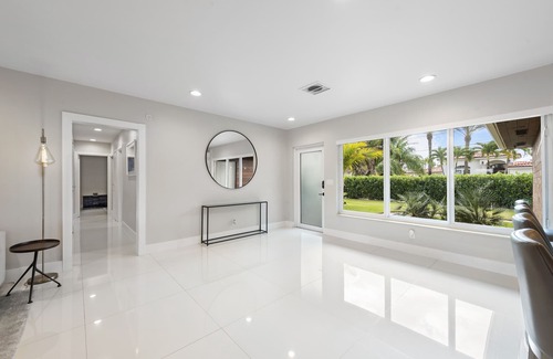 Keystone Point Villa | Experience Bayfront Bliss: Your Ultimate Miami Getaway Awaits!