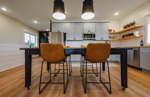 Bozeman Casa | Experience Bozeman living near Montana State University and close to 2 ski hills