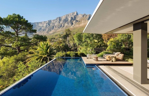 Cape Town City Centre Villa | Experience Cape Kloof Villa in Higgovale
