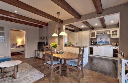 Dagebuell Casa | Experience Coastal Charm at Ferienhaus Niels Hus in Dagebüll!