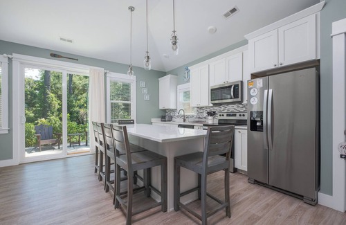 Corolla Light Casa | Experience coastal charm at 1383 Victoria's Corner, a cozy 2-bed in Corolla