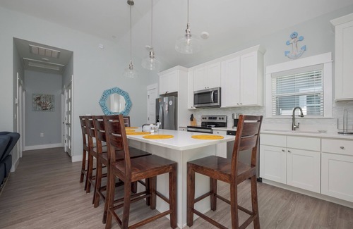Corolla Light Casa | Experience coastal comfort at Stay Awhile, a charming 2-bed in Corolla
