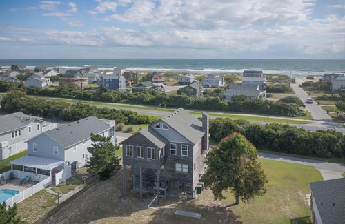 South Nags Head Casa | Experience coastal living at Morning Star, a 5BR home in Nags Head, perfect for up to 10 guests.