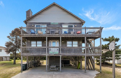 South Nags Head Casa | Experience coastal living at Morning Star, a 5BR home in Nags Head, perfect for up to 10 guests.