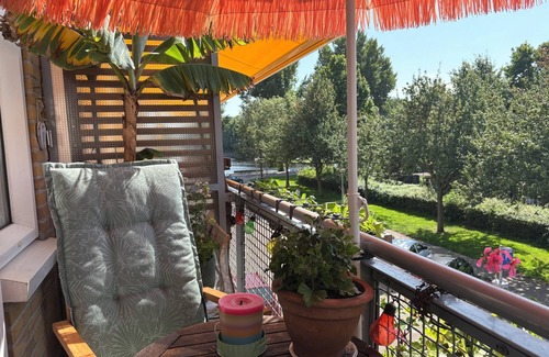 Erasmuspark Apartamento | Experience colorful apartment with Gaudi vibes next to paradise park in BoLo!