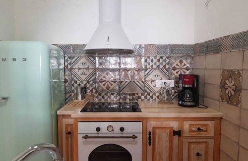 Fuseta Casa | Experience idyllic Algarve house, 400m to harbor & beach, fast WiFi, heatable