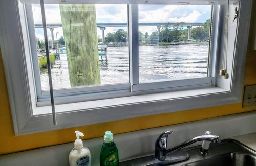 Core Creek Alquiler De Eote | Condo Flotante-Canal Fluvial-Canal Intracostero-Puerta de Entrada a los Outerbanks
