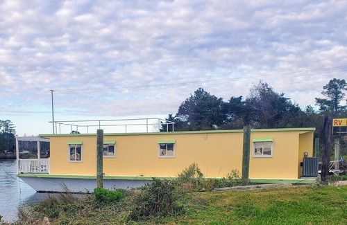 Core Creek Alquiler De Eote | Condo Flotante-Canal Fluvial-Canal Intracostero-Puerta de Entrada a los Outerbanks