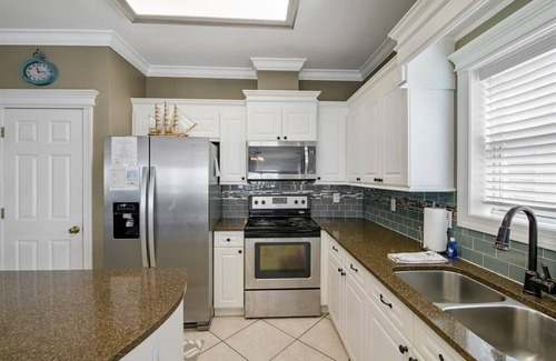 Lullwater Beach On Gulf Of Mexico Casa | Experience luxury at the Diamond in the Rough! 5-bedroom beachfront home in Pier Park Area
