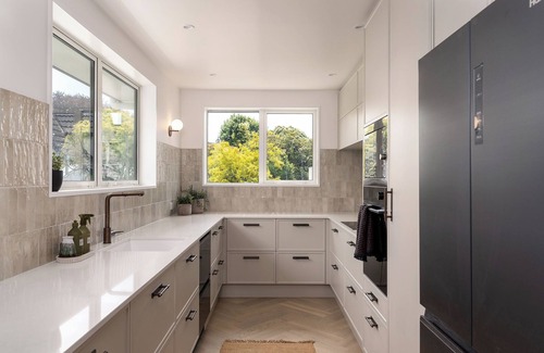 Cashmere Casa | Experience Luxury and Serenity: Your Perfect Riverside Retreat!