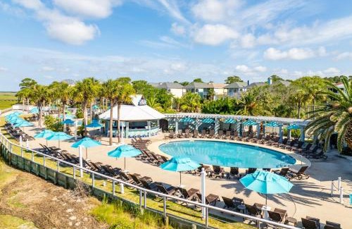 Sweetgrass Casa | Experience Modern Coastal Living in this Beautifully Designed 4-Bed, 4-Bath Home