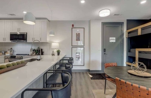 Rutledge Hill Condominio | Experience modern luxury in Nashville - 6 Min to Broadway