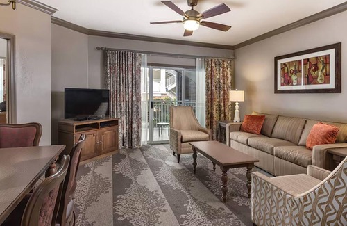 Pennington Bend Complejo | Experience Music City in Style at Wyndham Nashville – 1 Bedroom Deluxe