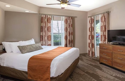Pennington Bend Complejo | Experience Music City in Style at Wyndham Nashville – 1 Bedroom Deluxe