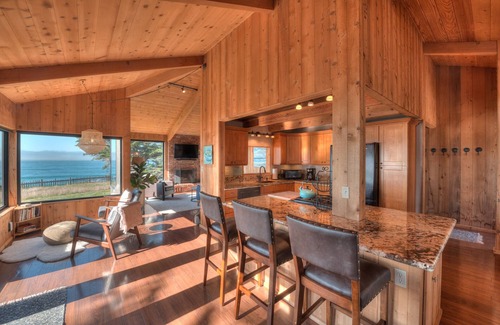 Sea Ranch Casa | ¡Experimenta la vida frente al mar en su máxima expresión!