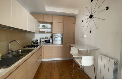 Perugia Apartamento | Experience Perugia’s Magic from a Cozy Family Apartment with Large Terrace.