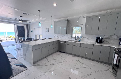 Jimmy Hill Villa | Experience Pure Serenity on a Private Ocean Front Villa w/ Heated Pool & Gazebo