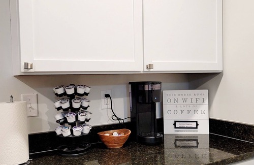 Hanahan Apartamento | Experience the Difference Best Cozy Studio in Town! Parking/Washer/Dryer onsite.
