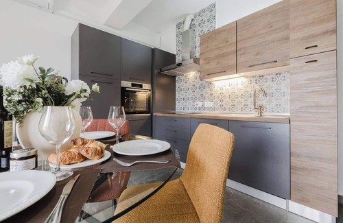 Mellieħa Heights Apartamento | Experience the pinnacle of luxury in our newly designed two-bedroom apartment in Mellieha square