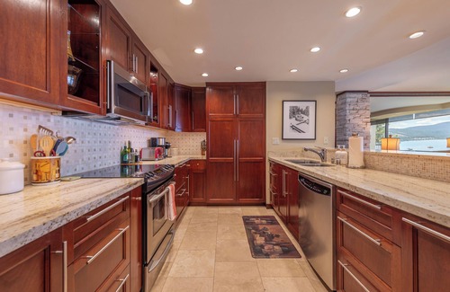 Brockway Casa | Experience the serene Lake Front Retreat at Brockway Springs Resort