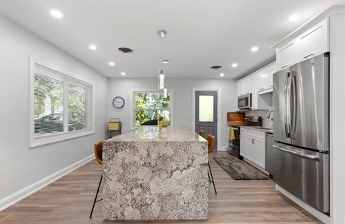 Historic Old Northeast Casa | Experience the Vibrant Downtown St Pete!