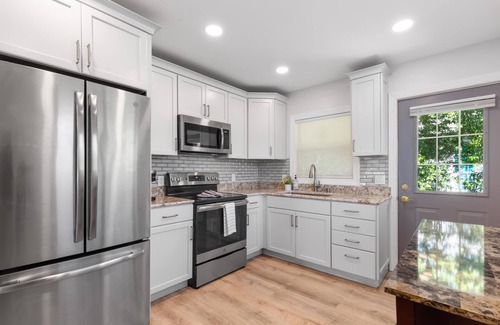 Historic Old Northeast Casa | Experience the Vibrant Downtown St Pete!