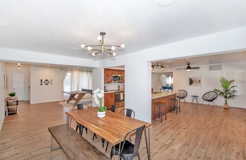 Yuma Casa | "Experience Ultimate Fun at our home! Pool, ping pong, Outdoor Grill, and More!