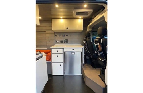 Goleta Casa | Experience Vanlife in Santa Barbara