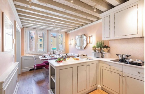 San Marco Apartamento | Experience Venetian Luxury - A 5-Storey Palace Lavish Apartment in San Marco