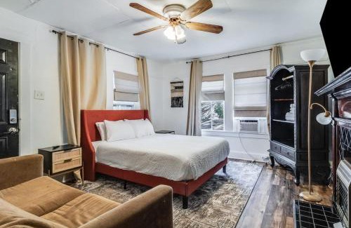 Freetown - Port Rico Casa | Explore Lafayette's Charm