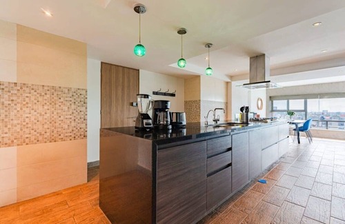 Zona Rosa Condominio | Explore Trendy Juarez Vibes, Shopping & Nightlife