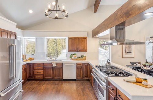 Alpine Meadows Casa | Explorer by AvantStay | Close to Slopes! Game Room, Guest Suite, Hot Tub